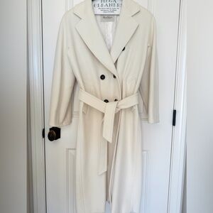Max Mara 101801 Icon Coat Ivory Wool Cashmere IT 42 / US 6